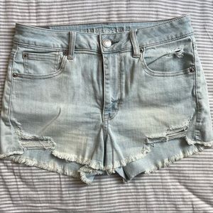 American Eagle Light Wash Denim High Rise Shortie Size US 10 NWT